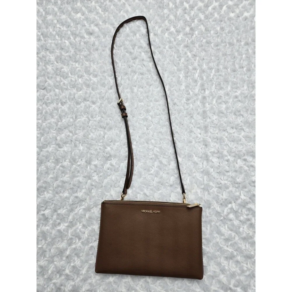 Michael Kors Brown Shoulder Bag Adjustable Strap Detachable Wallet Set Women